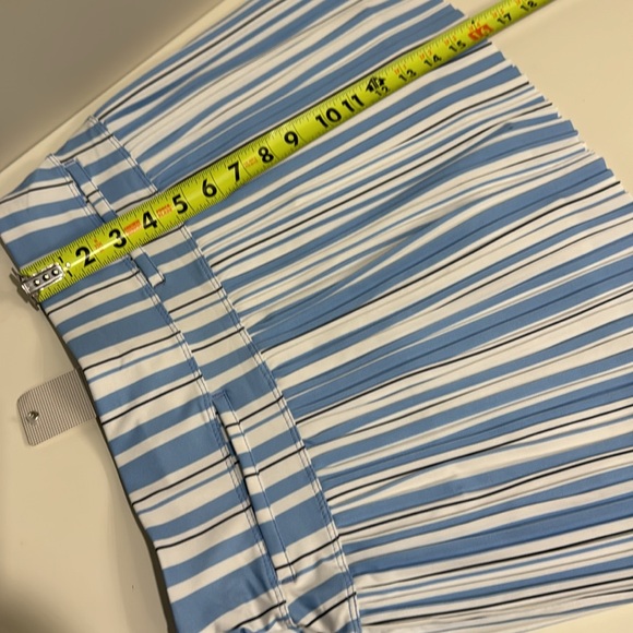 Skort with pleated detail - Picture 4 of 4